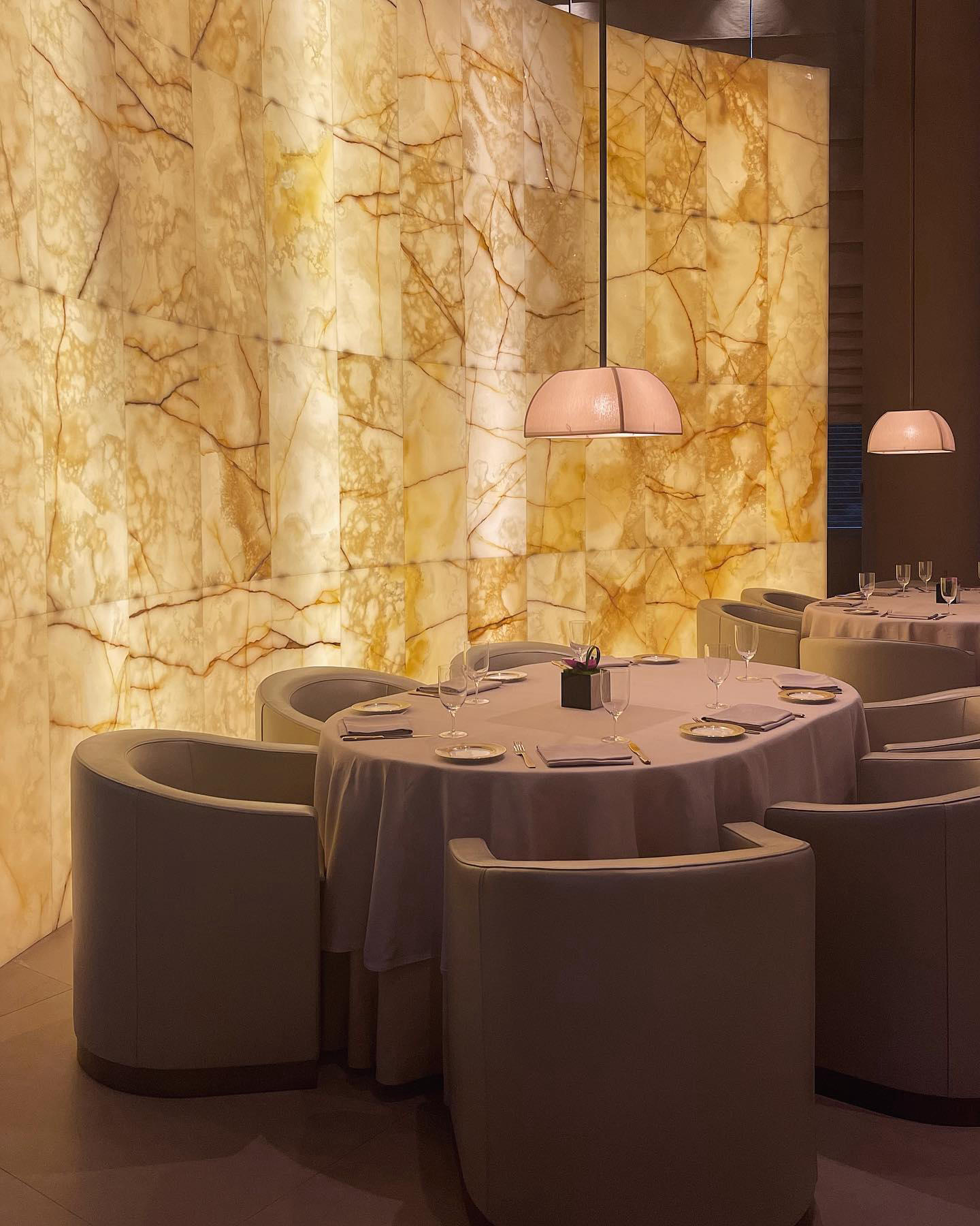 Armani Hotel Dubai - Italian culinary experience is paired with uniquely personalized service in Arm